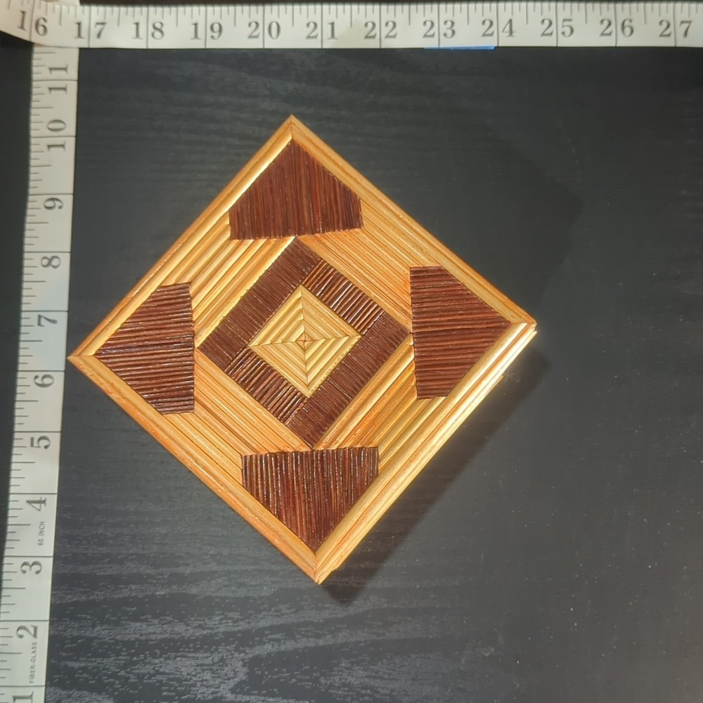 Vintage Teak Wood Trinket Box Jewelry Made In The People's Republic‎ Of China